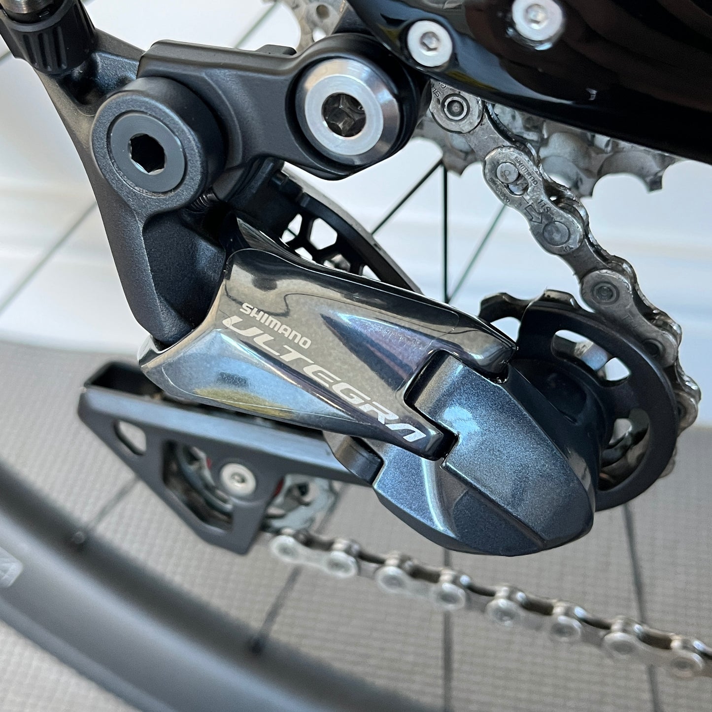 R8000 rear mech protector fitted